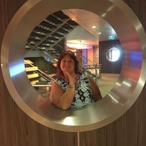 Meet your Posher, Eileen